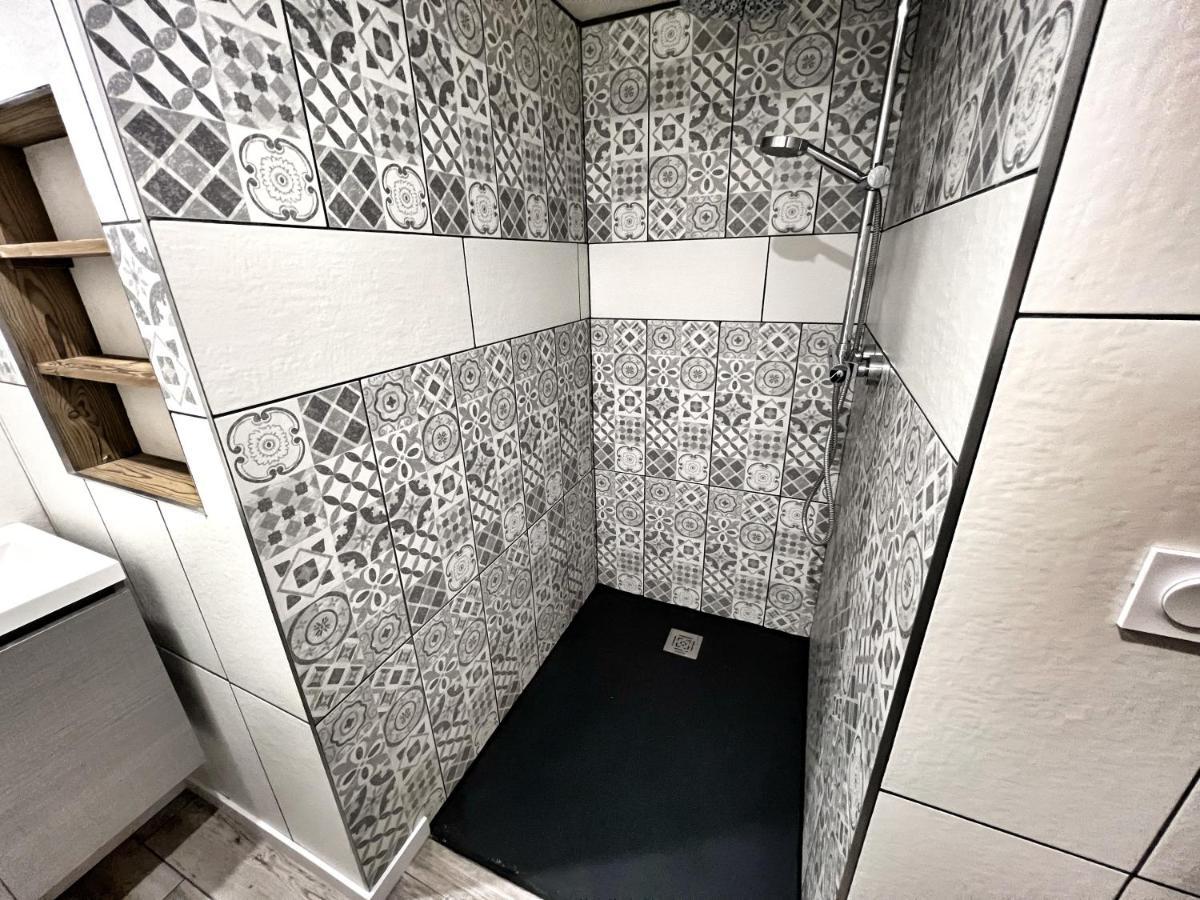 Chez Marion Apartment นอเทรอ-ดาม-เด-เบลล์คอมบ์ ภายนอก รูปภาพ